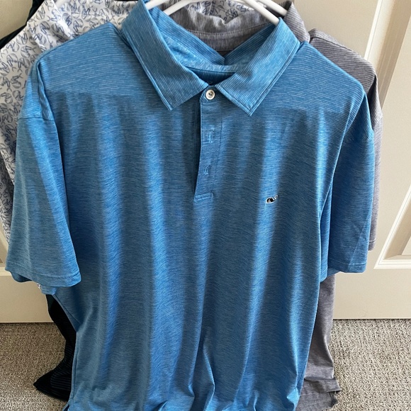 Vineyard Vines - Picture 6 of 7